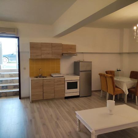 Superior Chic Family Apartment Kalampáka Dış mekan fotoğraf